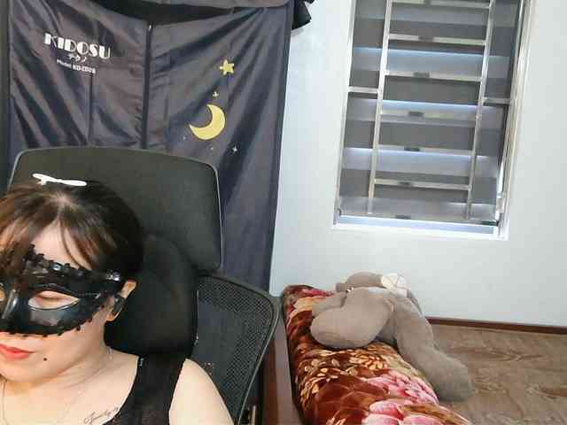 girl30slutty webcam