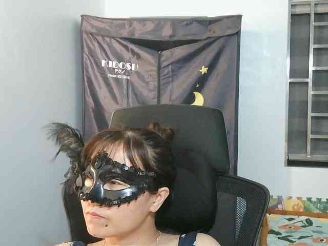 girl30slutty webcam