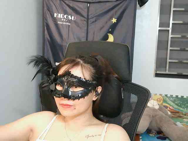 girl30slutty webcam