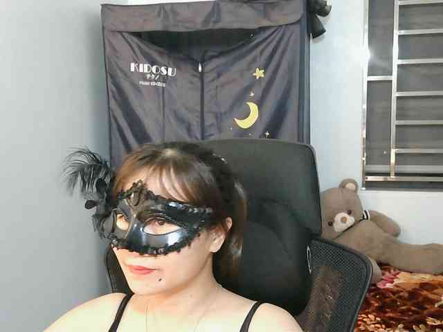 girl30slutty webcam