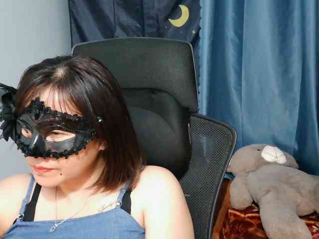 girl30slutty webcam