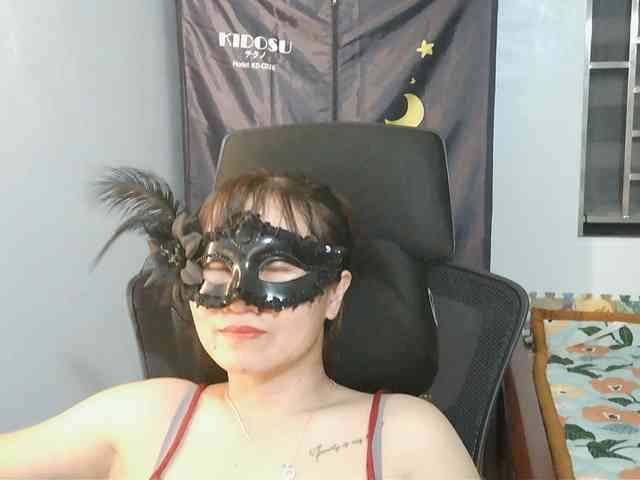 girl30slutty webcam