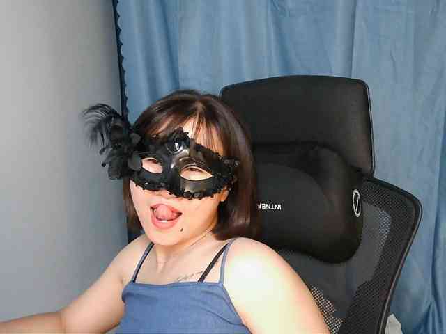 girl30slutty webcam
