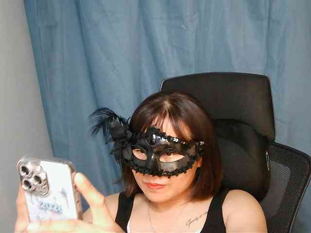 girl30slutty webcam