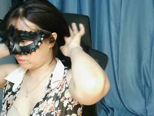 girl30slutty webcam