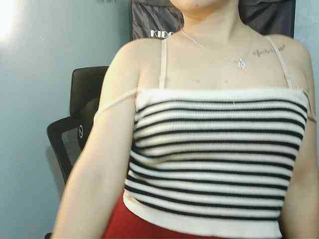girl30slutty webcam