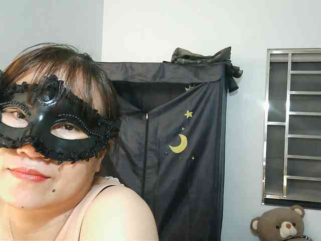 girl30slutty webcam