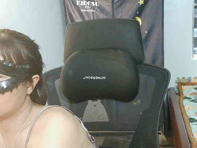 girl30slutty webcam