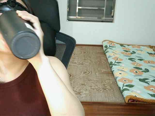 girl30slutty webcam