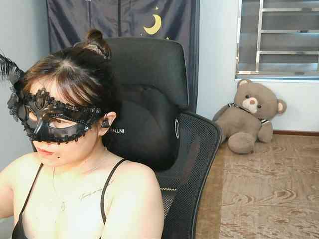 girl30slutty webcam