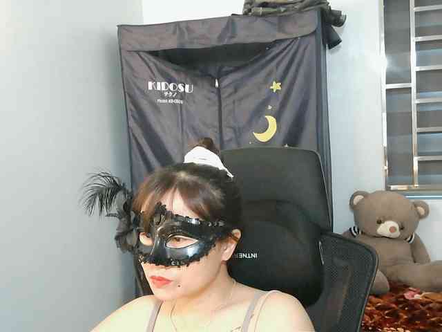 girl30slutty webcam