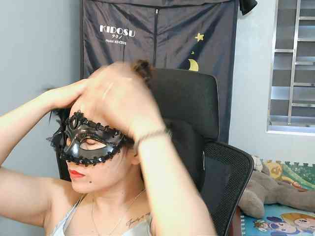 girl30slutty webcam