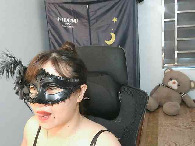 girl30slutty webcam