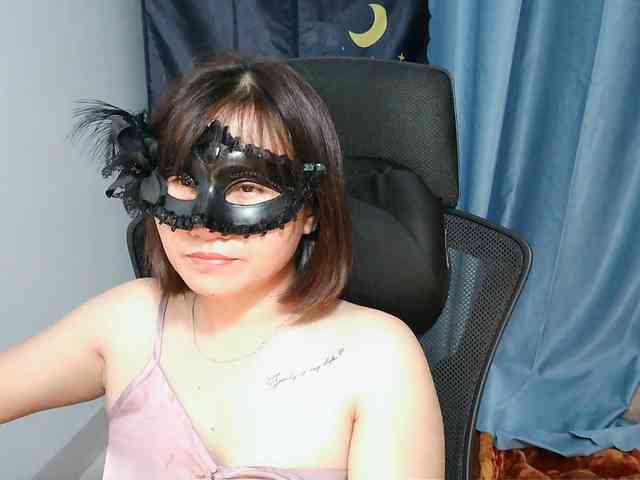 girl30slutty webcam