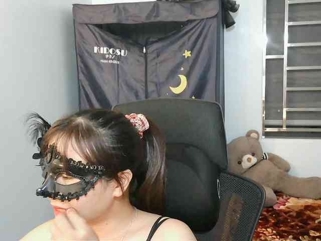 girl30slutty webcam