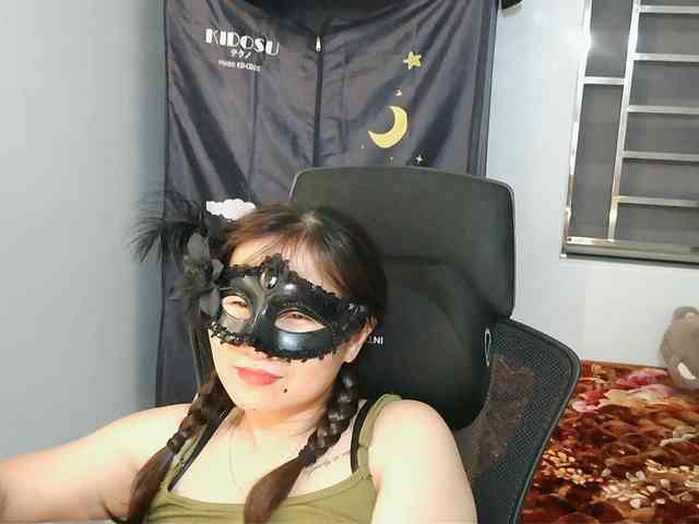 girl30slutty webcam