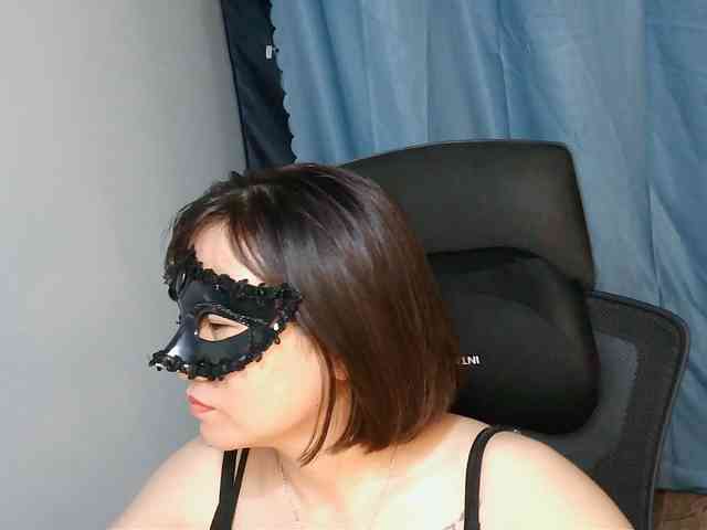 girl30slutty webcam