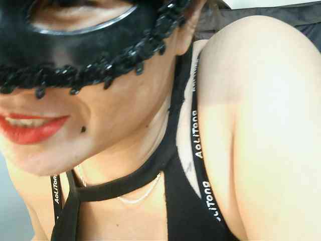 girl30slutty webcam