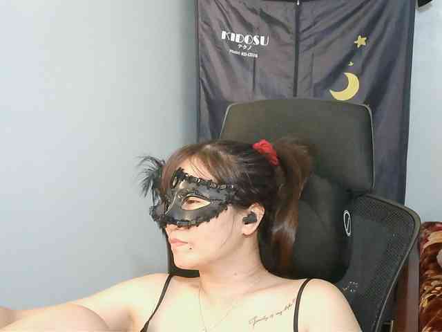 girl30slutty webcam