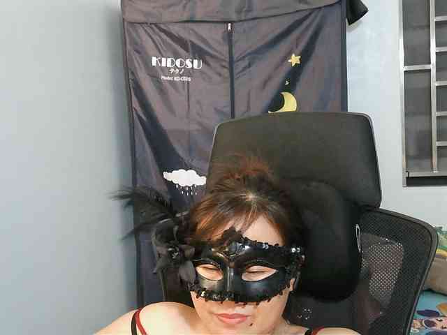 girl30slutty webcam