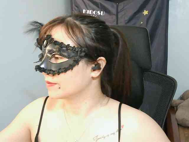 girl30slutty webcam