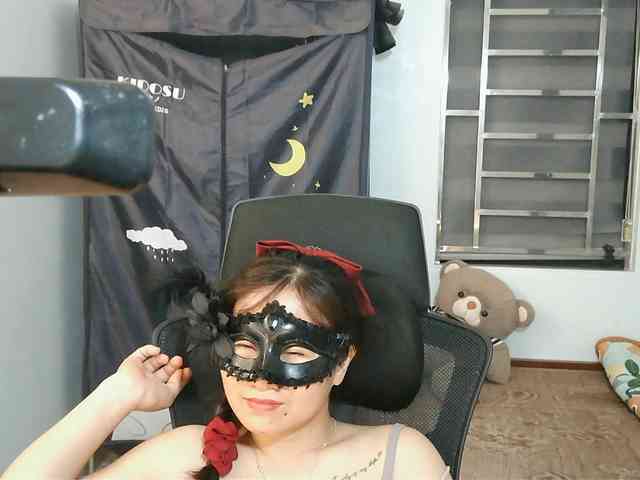 girl30slutty webcam