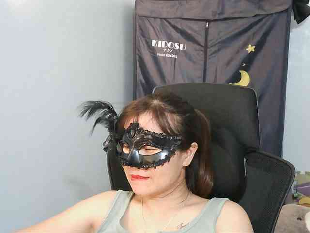 girl30slutty webcam