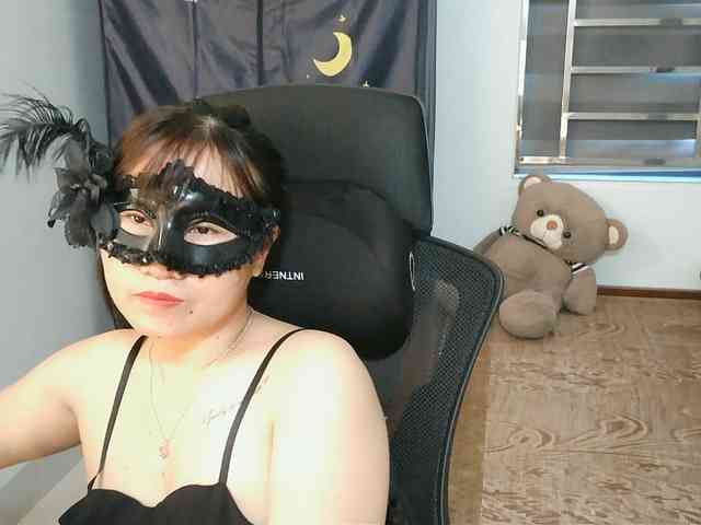 girl30slutty webcam