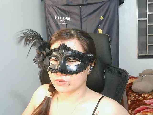 girl30slutty webcam