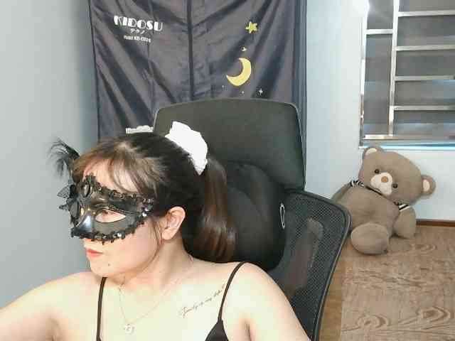 girl30slutty webcam