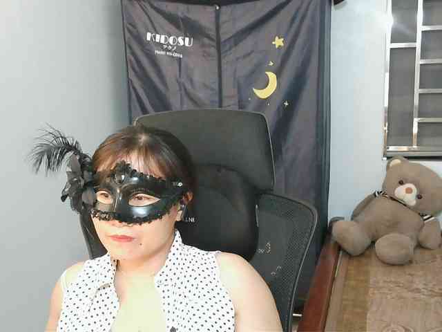 girl30slutty webcam