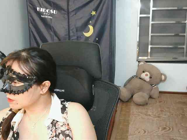 girl30slutty webcam
