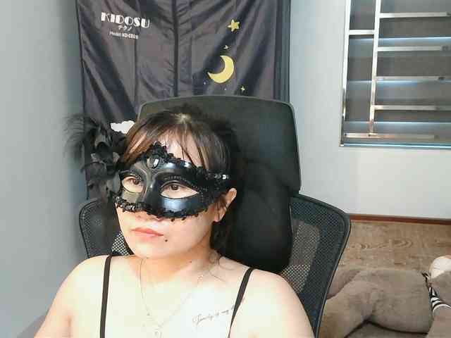 girl30slutty webcam