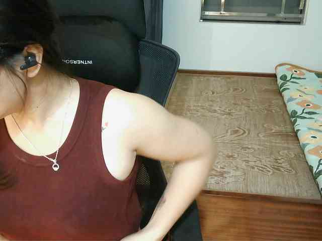 girl30slutty webcam