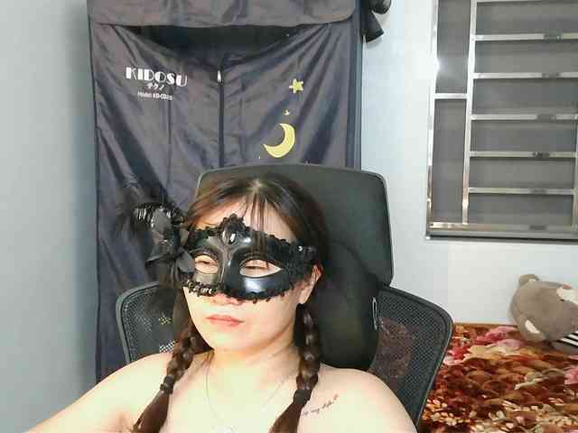 girl30slutty webcam