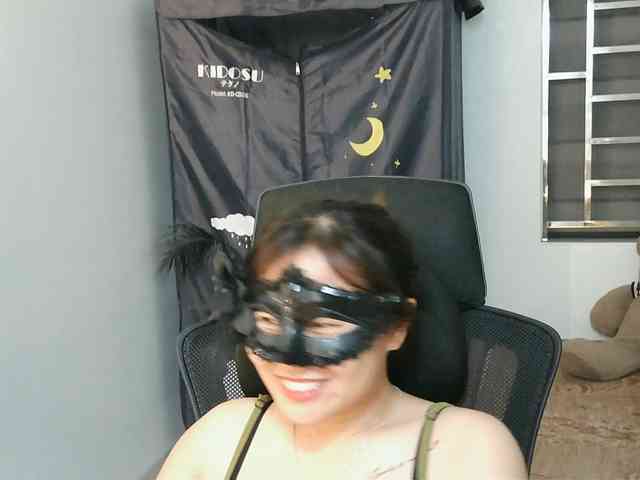 girl30slutty webcam