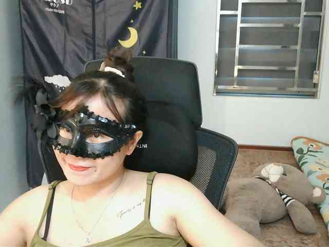 girl30slutty webcam