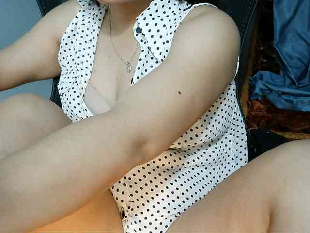 girl30slutty webcam