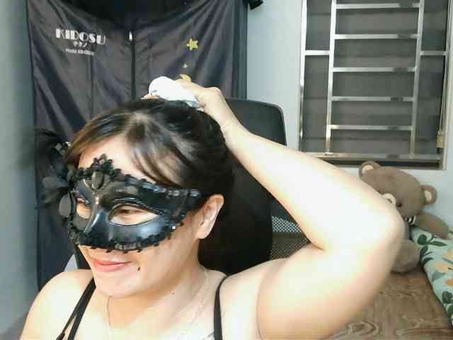 girl30slutty webcam