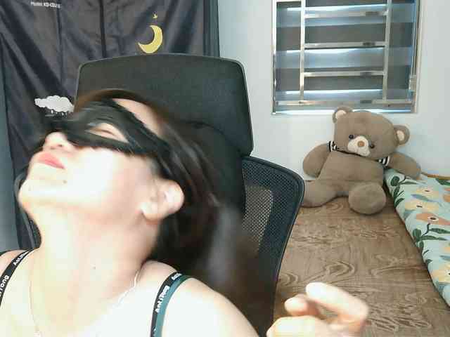 girl30slutty webcam