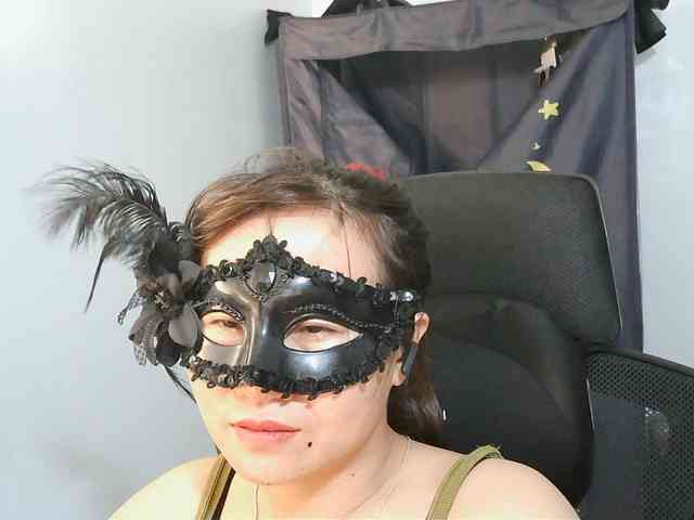 girl30slutty webcam