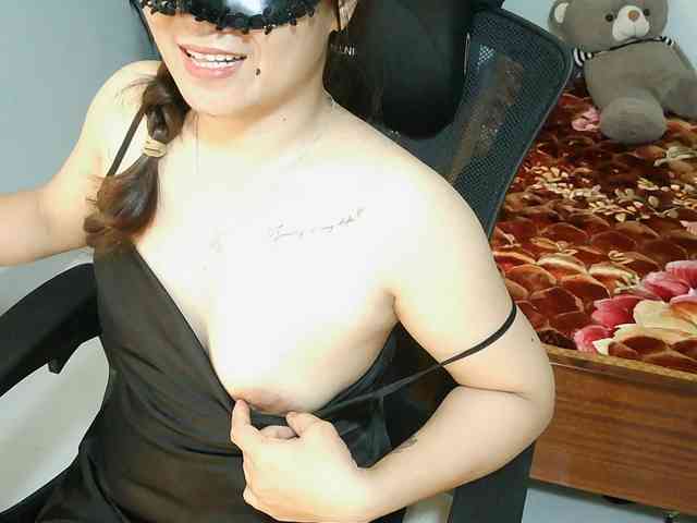 girl30slutty webcam