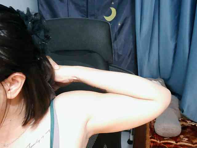 girl30slutty webcam