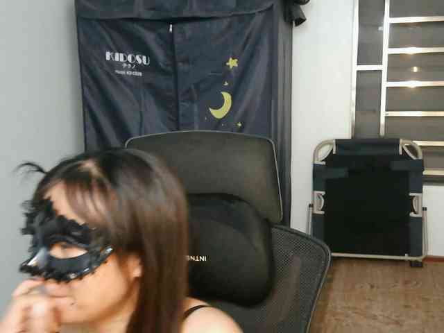 girl30slutty's live room