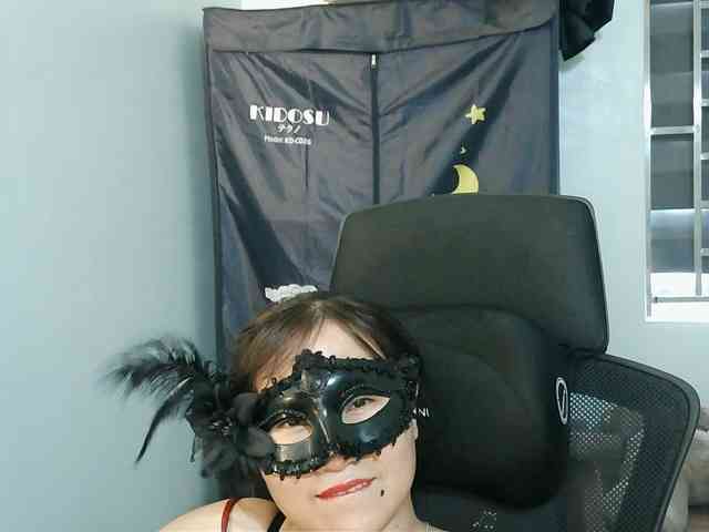 girl30slutty webcam