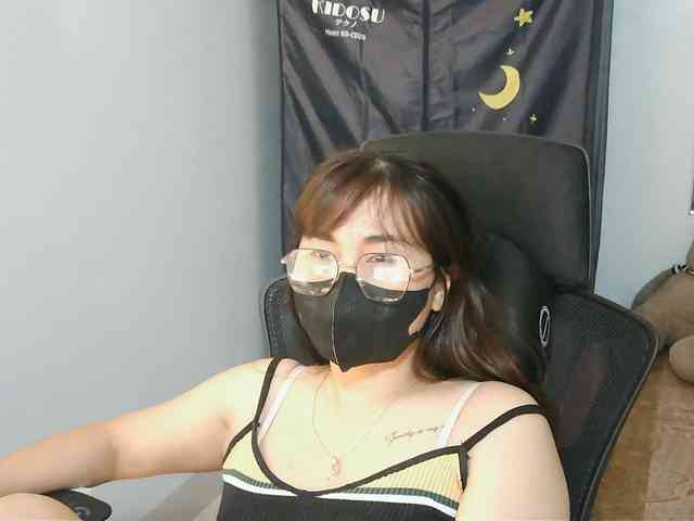 girl30slutty webcam