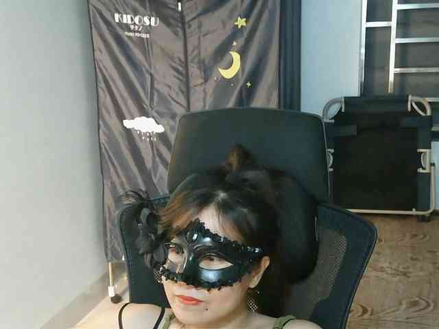 girl30slutty webcam