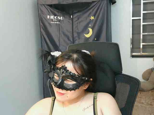 girl30slutty webcam