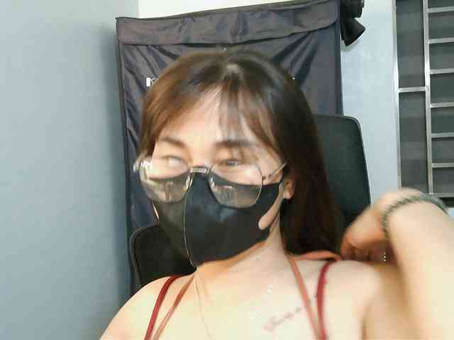 girl30slutty webcam