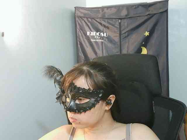 girl30slutty webcam